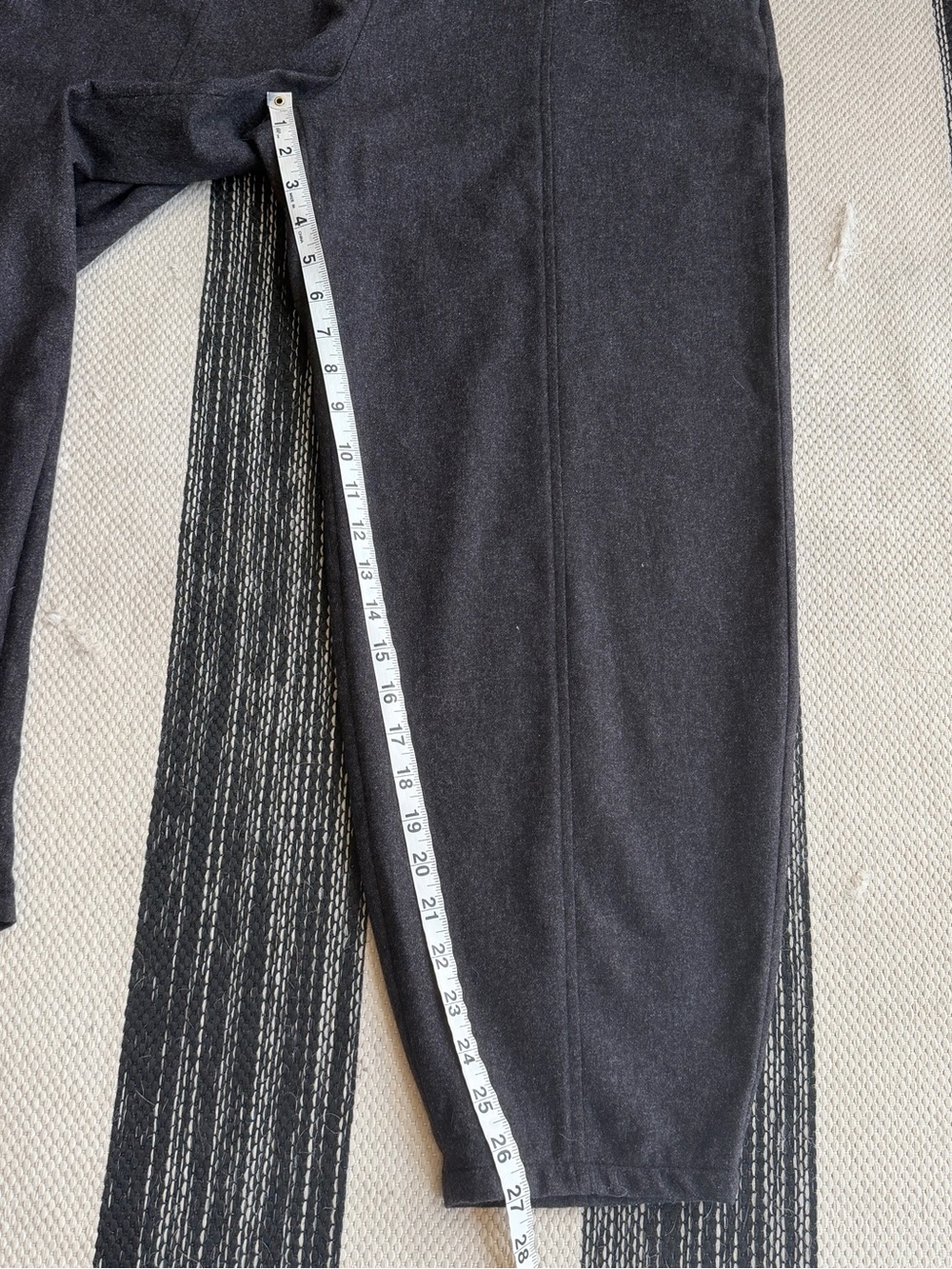 Eileen Fisher Women's Charcoal Gray Pleated Virgin Wool Ankle Lantern Pants Sz L - Picture 13 of 13